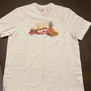 Nike tee